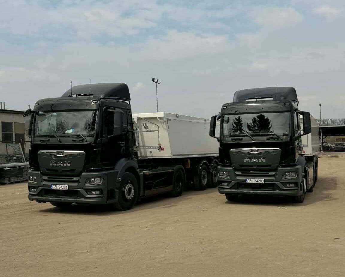 Flota transportowa PTB Sp. z o.o. — samochody ciężarowe samowyładowcze i zestawy niskopodwoziowe